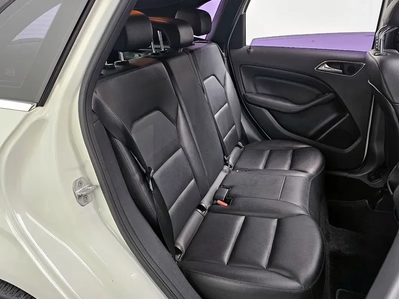 Mercedes-Benz B 200 2.0, снимка 12 - Автомобили и джипове - 54278317