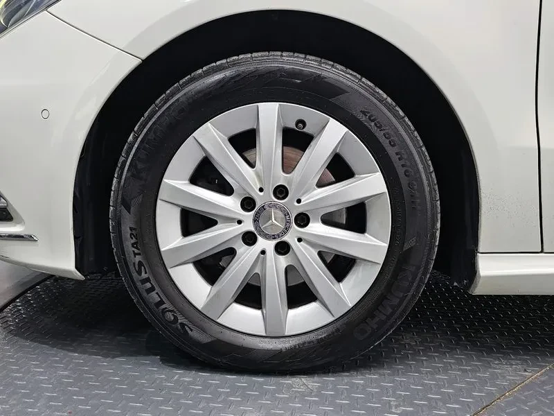 Mercedes-Benz B 200 2.0, снимка 5 - Автомобили и джипове - 54278317