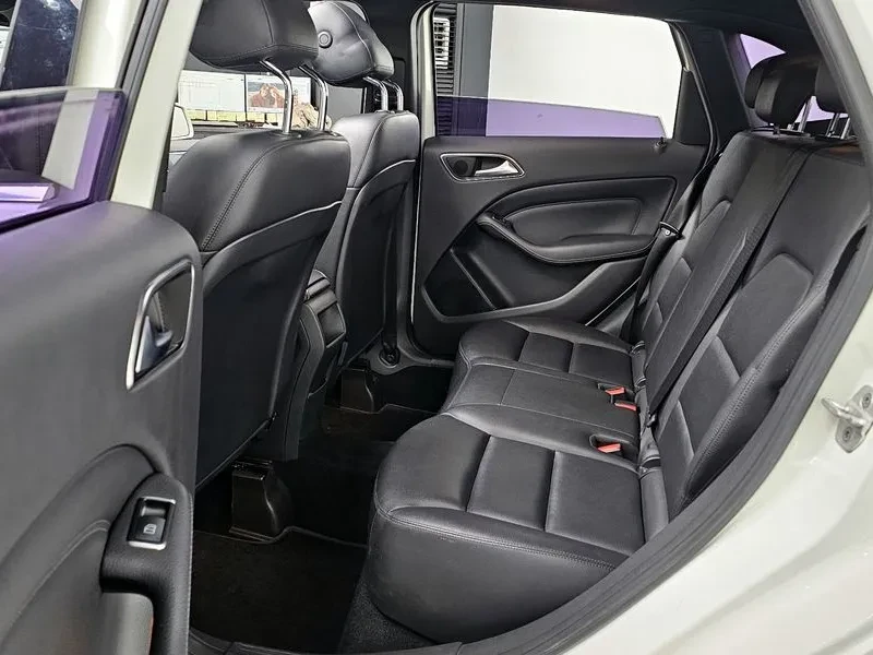 Mercedes-Benz B 200 2.0, снимка 13 - Автомобили и джипове - 54278317