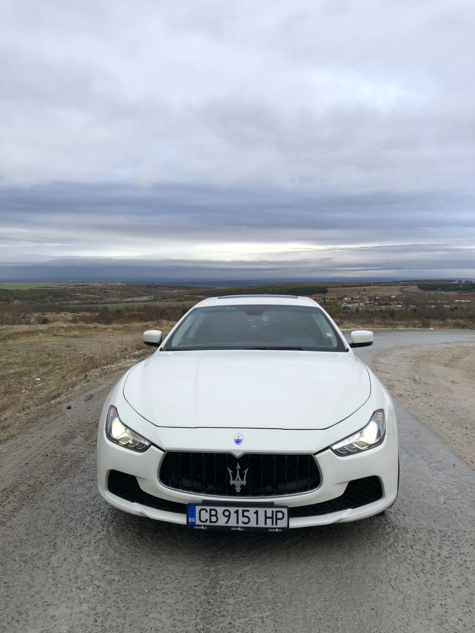 Maserati Ghibli  SQ4 4x4 410s - изображение 10