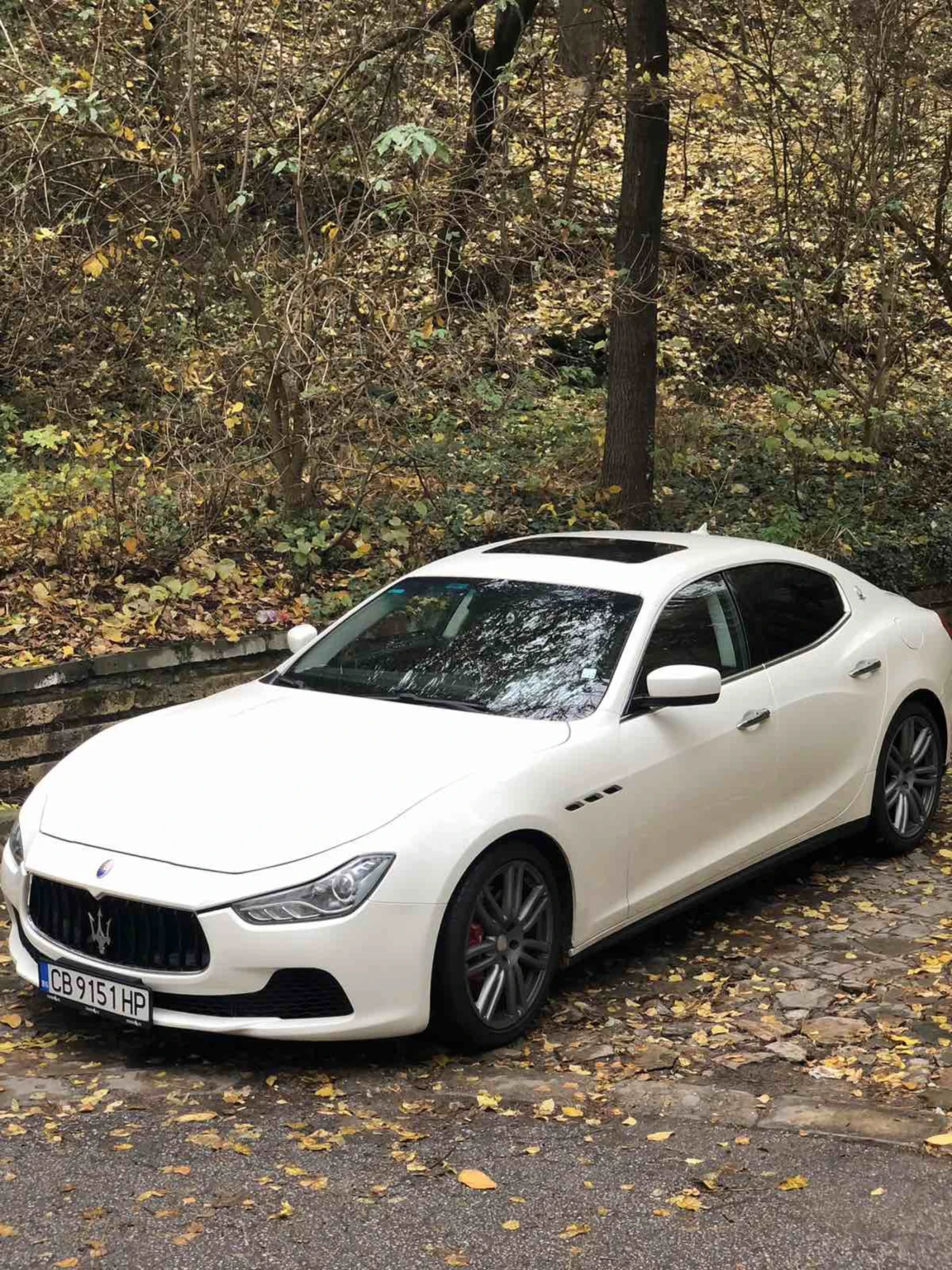 Maserati Ghibli  SQ4 4x4 410s - изображение 3