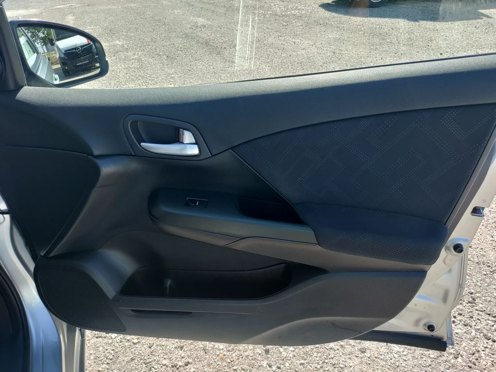 Honda Civic 1.8i   | Mobile.bg   11