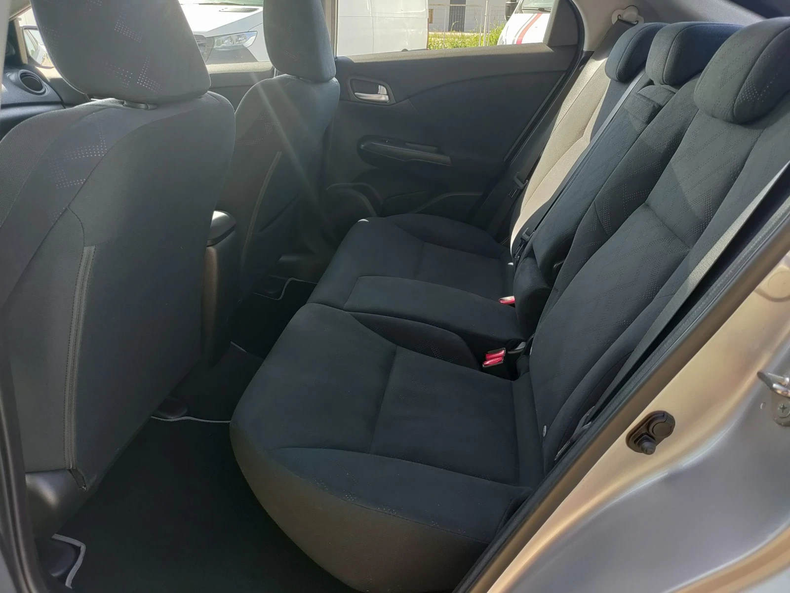 Honda Civic 1.8i   | Mobile.bg   13