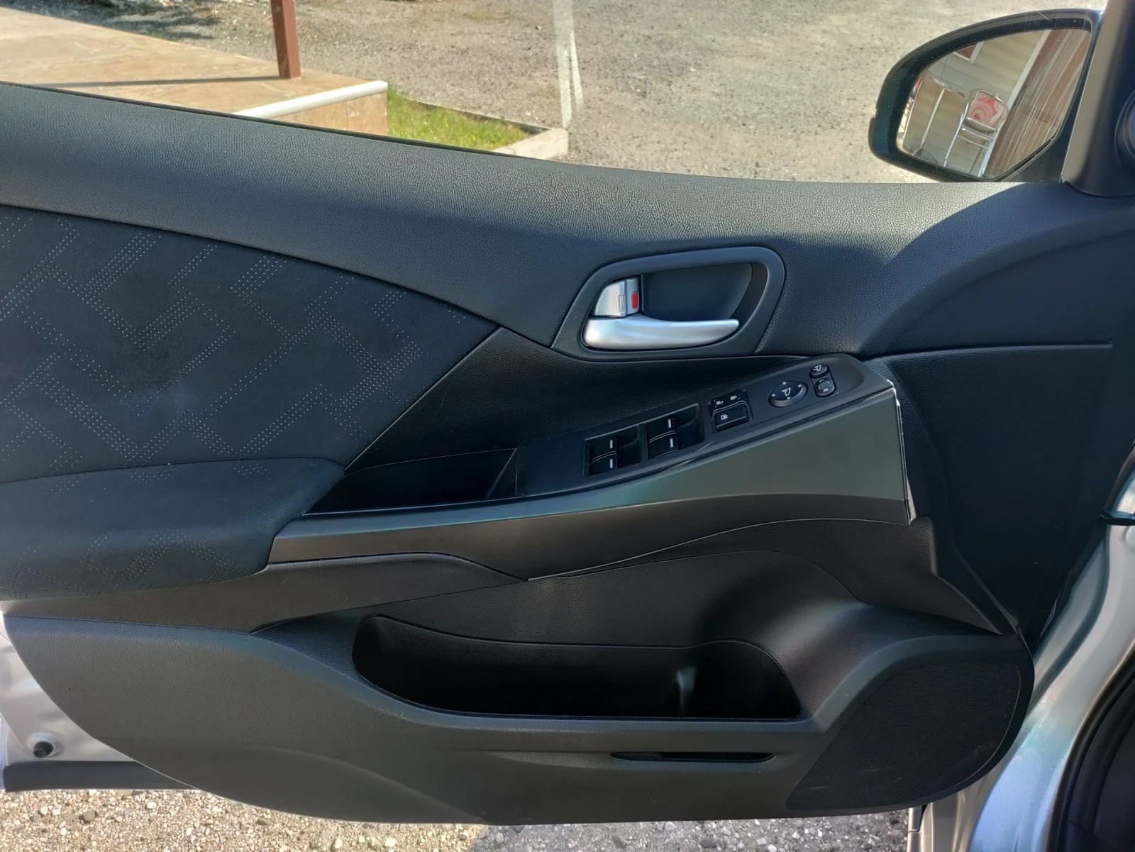 Honda Civic 1.8i Автоматик Швейцария - изображение 9