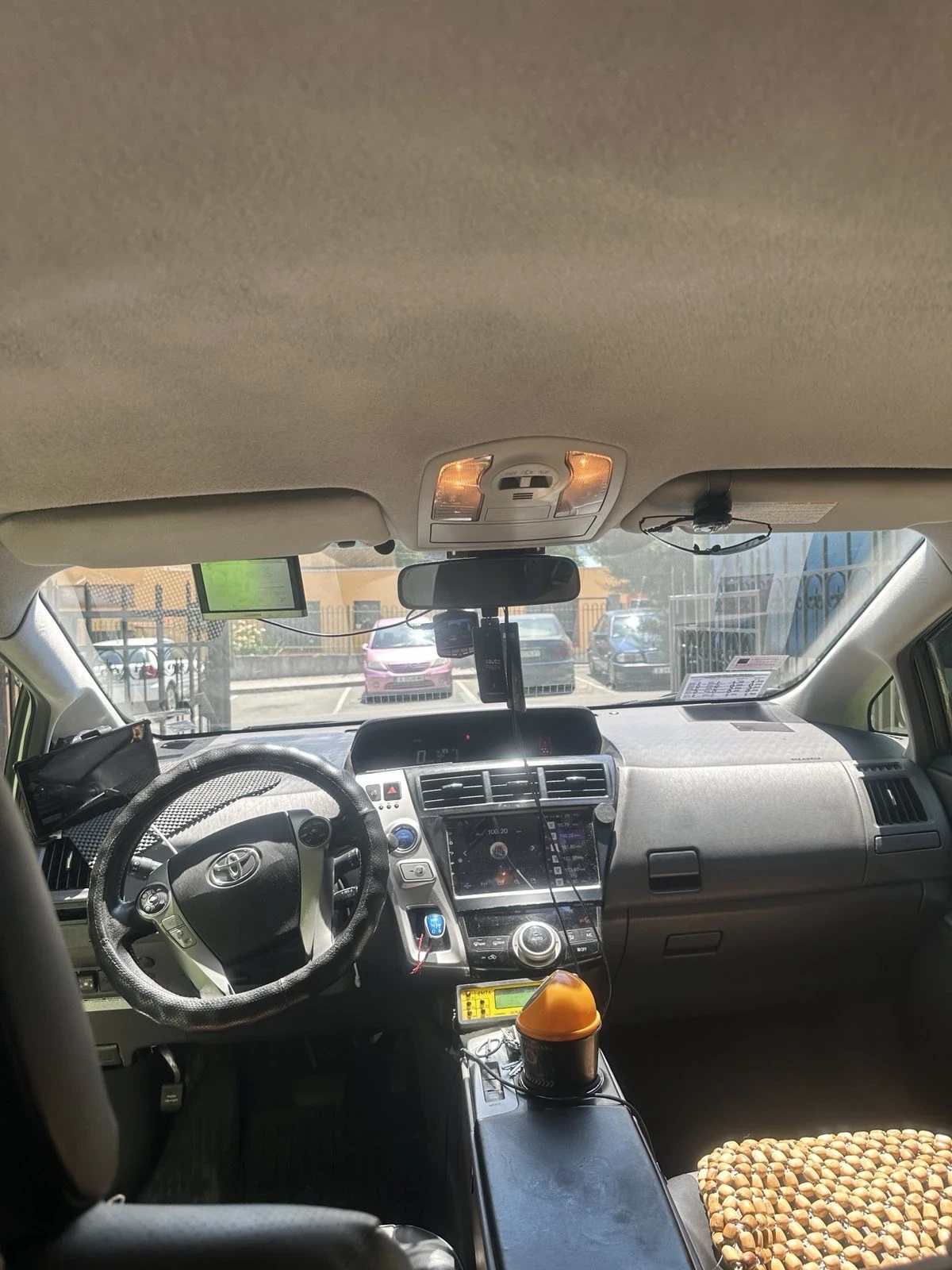 Toyota Prius +  - изображение 6