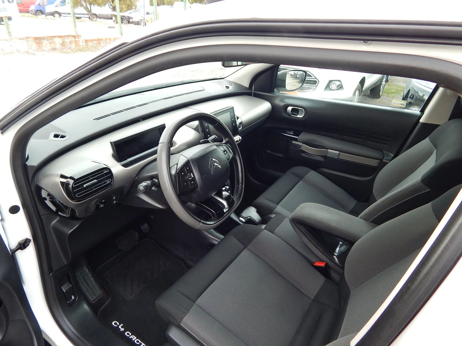 Citroen C4 Cactus 1.6HDI* 68000km.* АВТОМАТИК*  | Mobile.bg — изображение 9