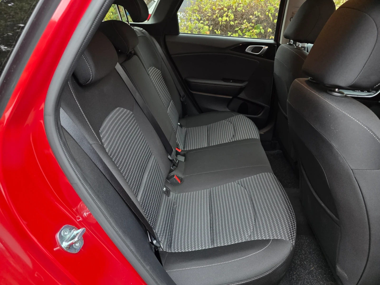 Kia Ceed ������ | Mobile.bg � ����������� 6