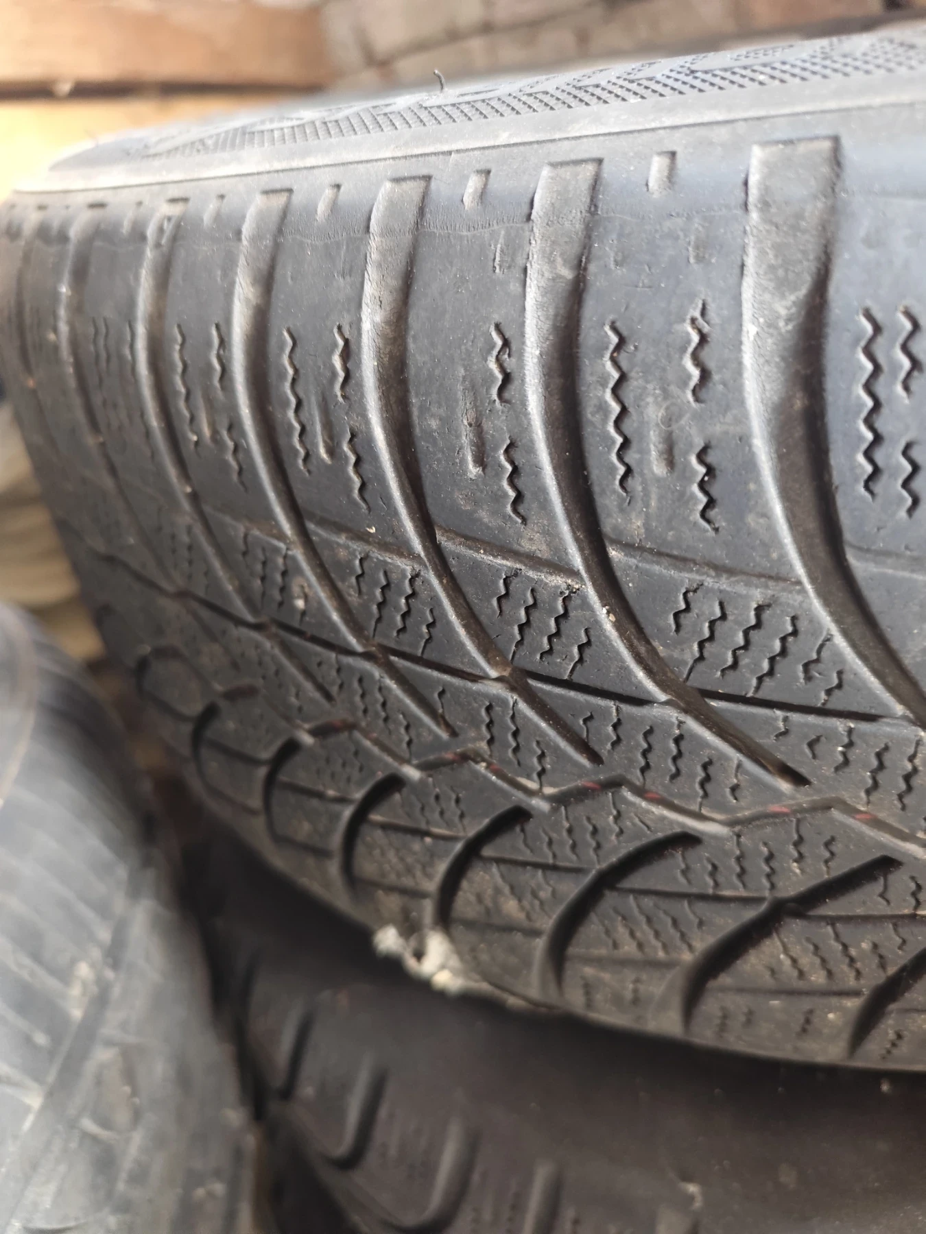 Mercedes-Benz E 270 Classic , снимка 15 - Автомобили и джипове - 53936104