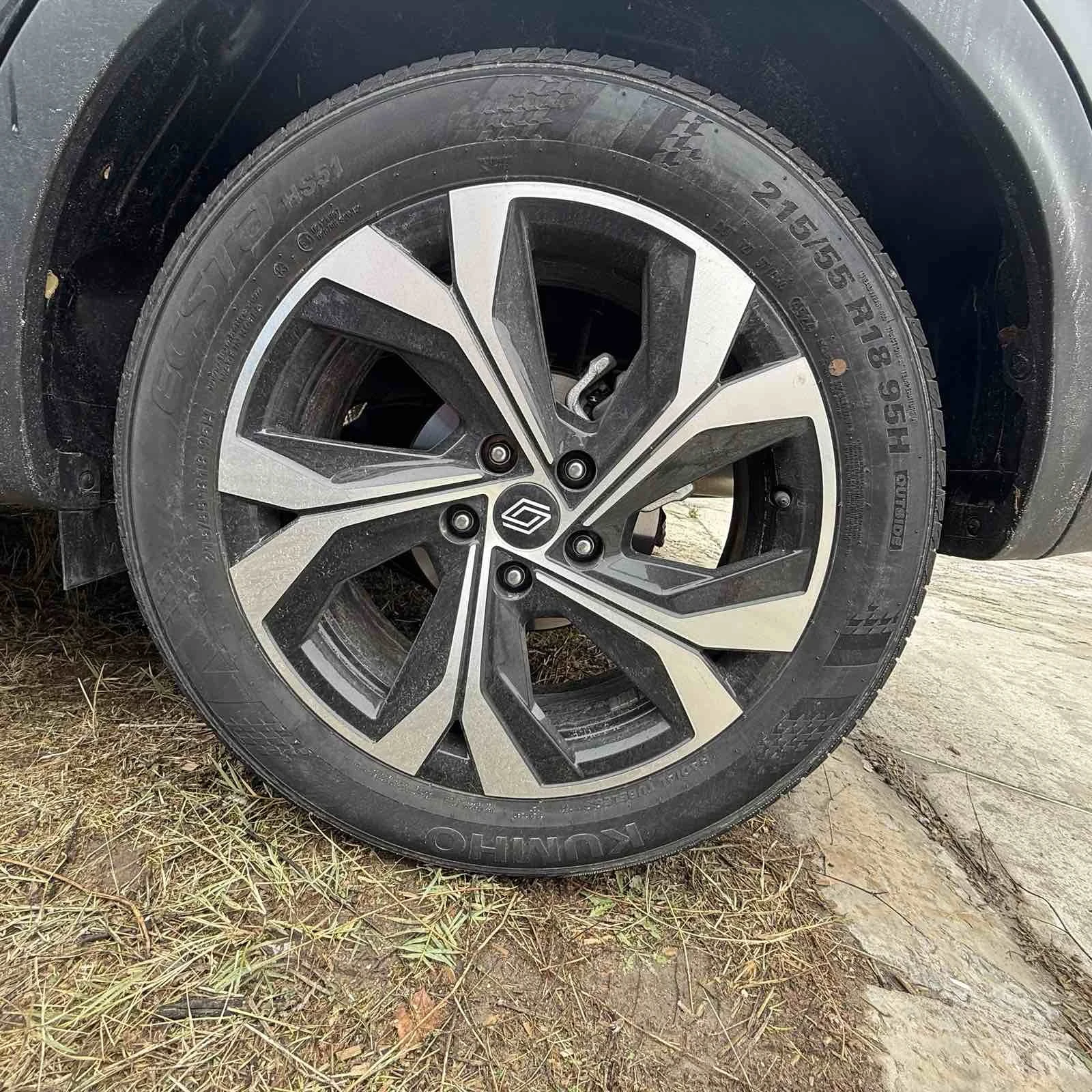 Renault Arkana, снимка 2 - Автомобили и джипове - 53955659