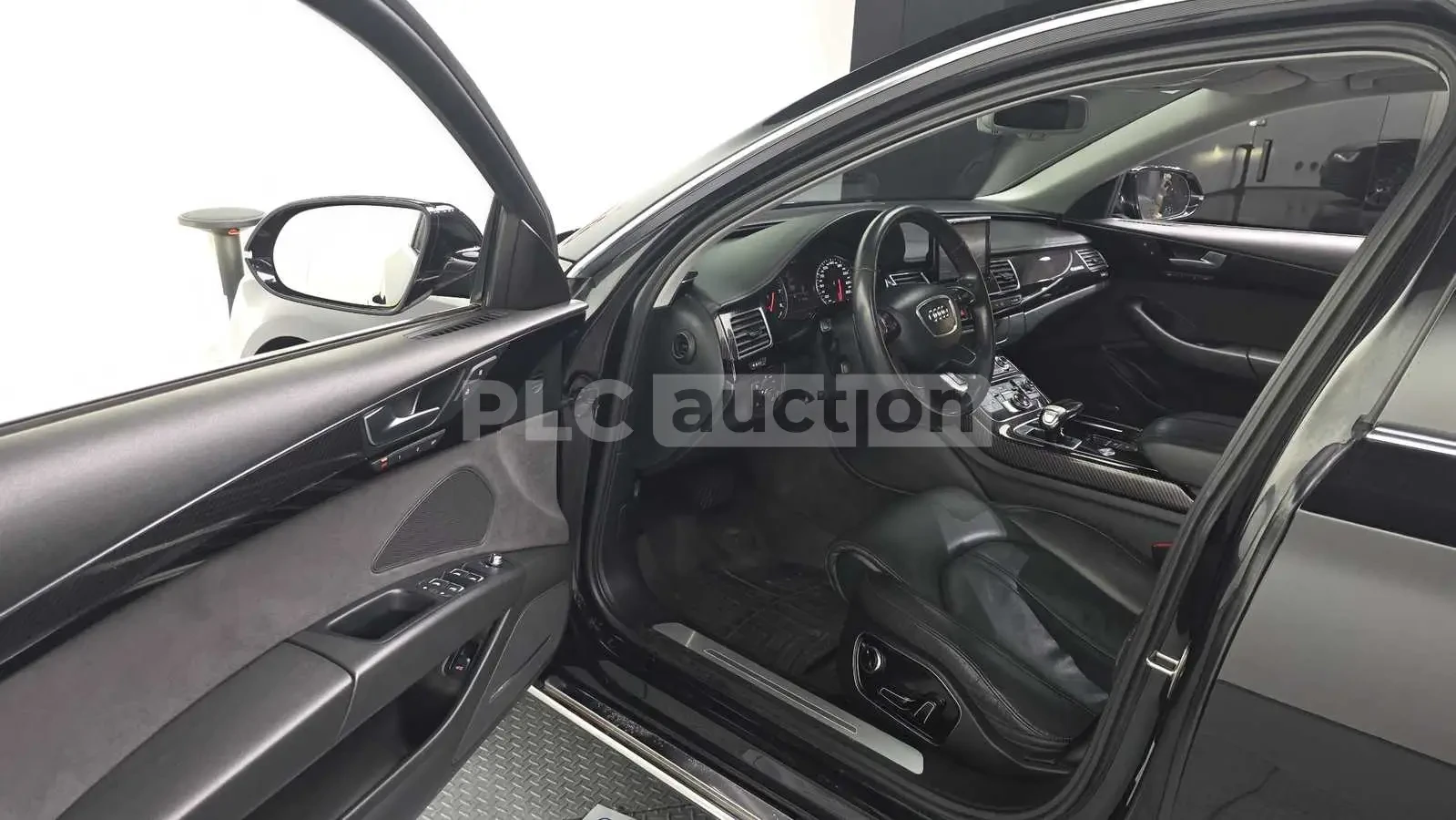 Audi A8 !!!4.2L LUXURY!!!, снимка 9 - Автомобили и джипове - 54878845