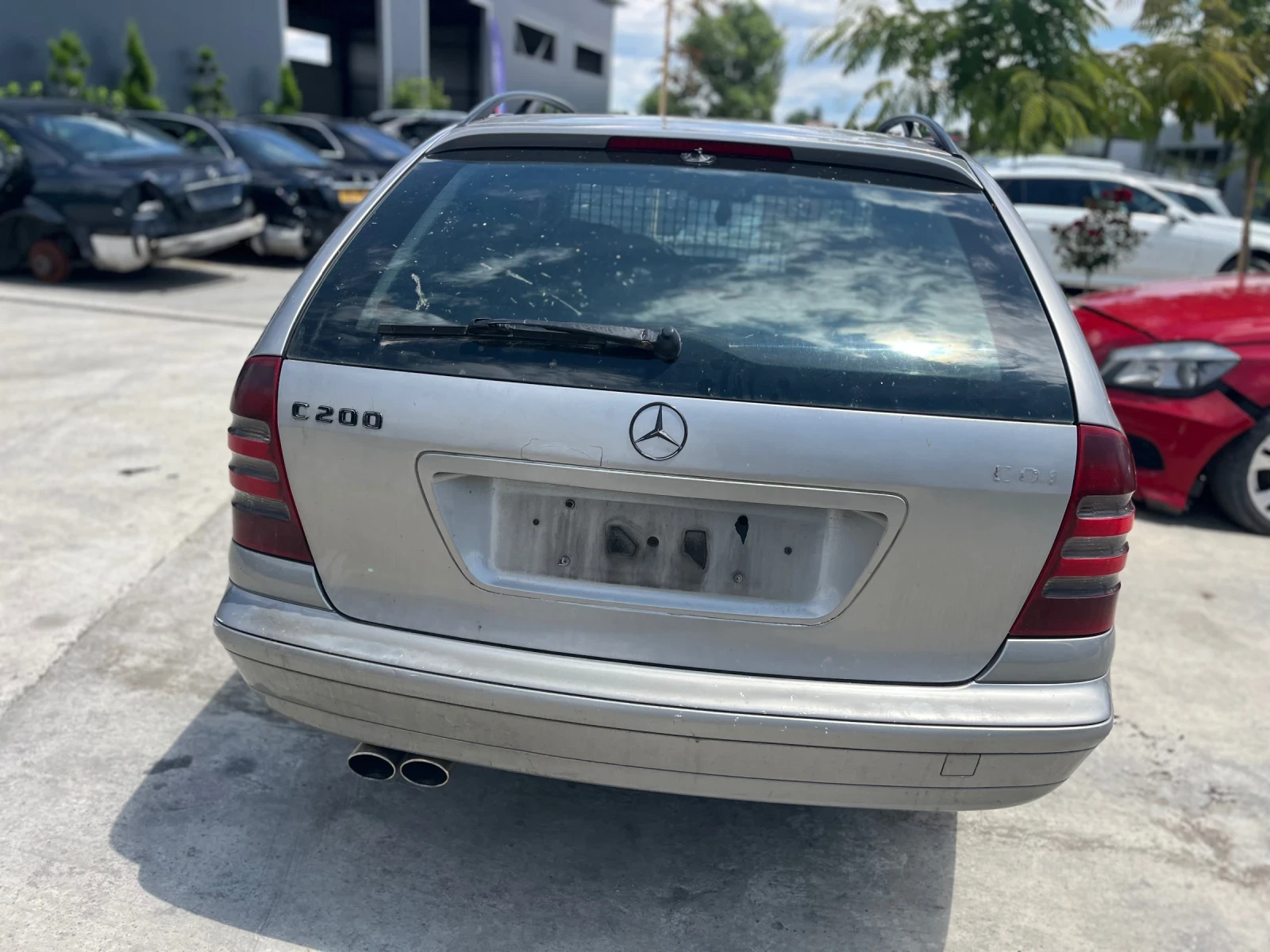 Mercedes-Benz C 220, снимка 7 - Автомобили и джипове - 54892186