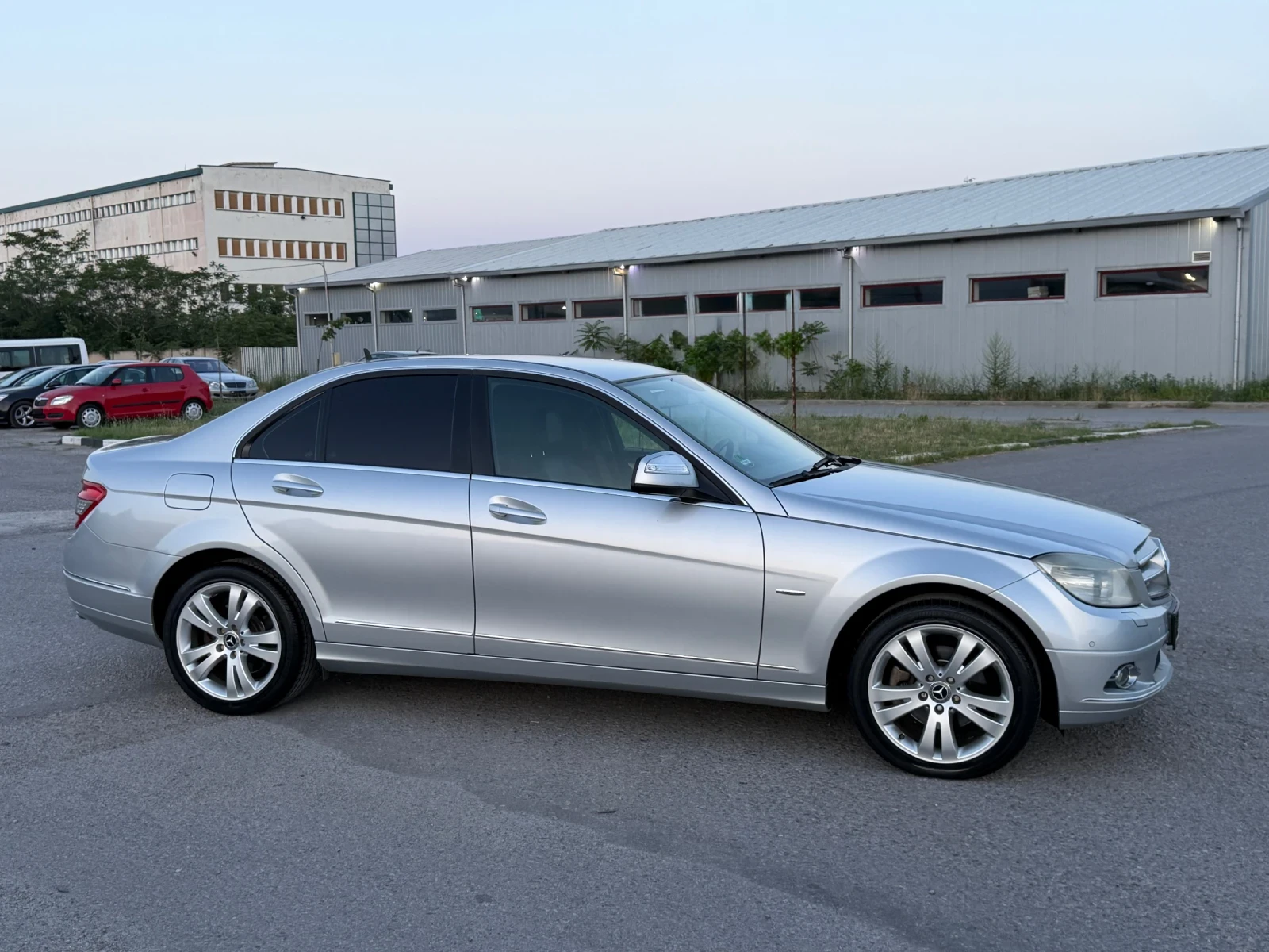 Mercedes-Benz C 280 3.0i 231к.с Топ Състояние Подгрев НАВИ Климатик , снимка 6 - Автомобили и джипове - 55008654