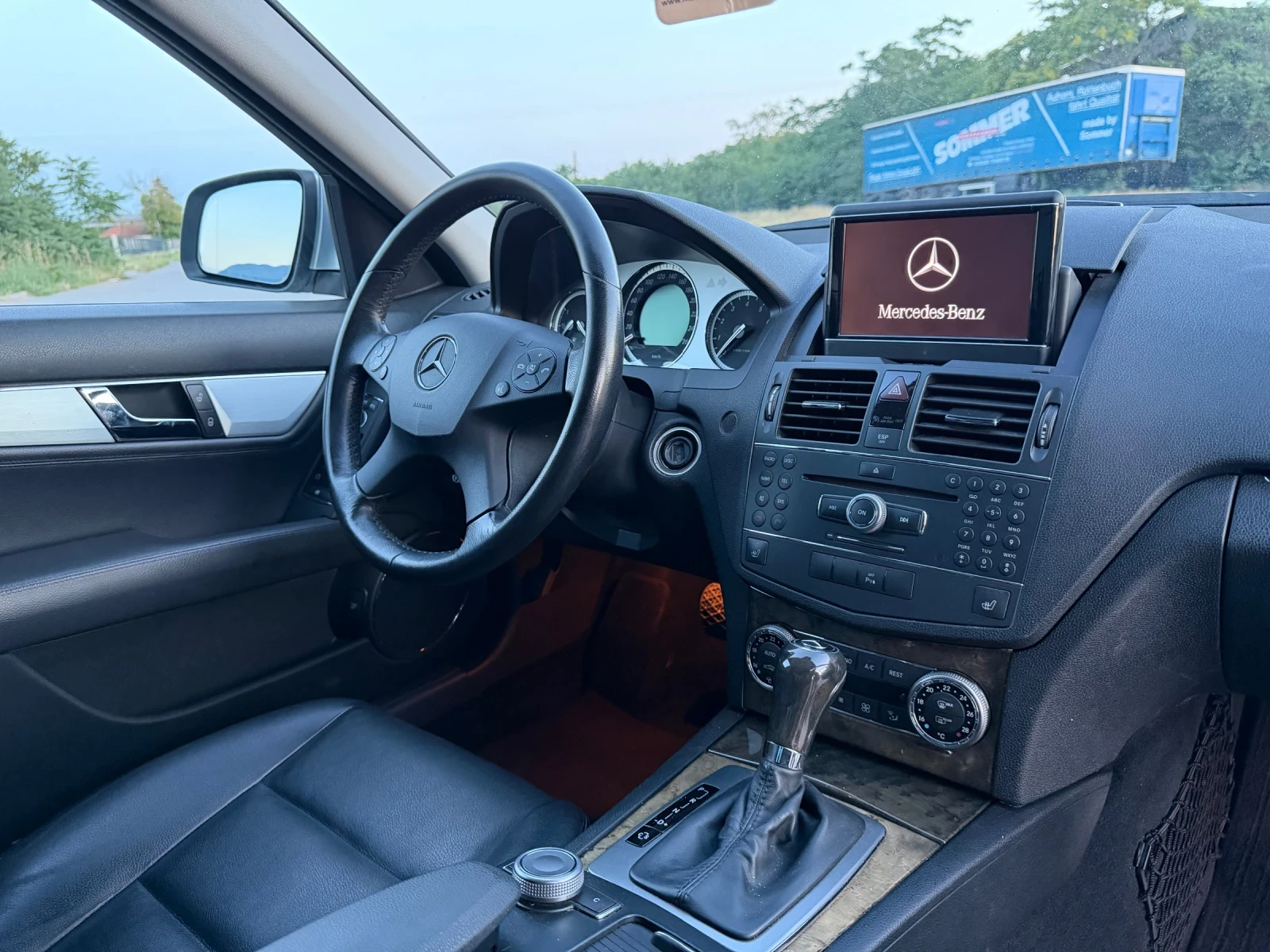 Mercedes-Benz C 280 3.0i 231к.с Топ Състояние Подгрев НАВИ Климатик , снимка 15 - Автомобили и джипове - 55008654