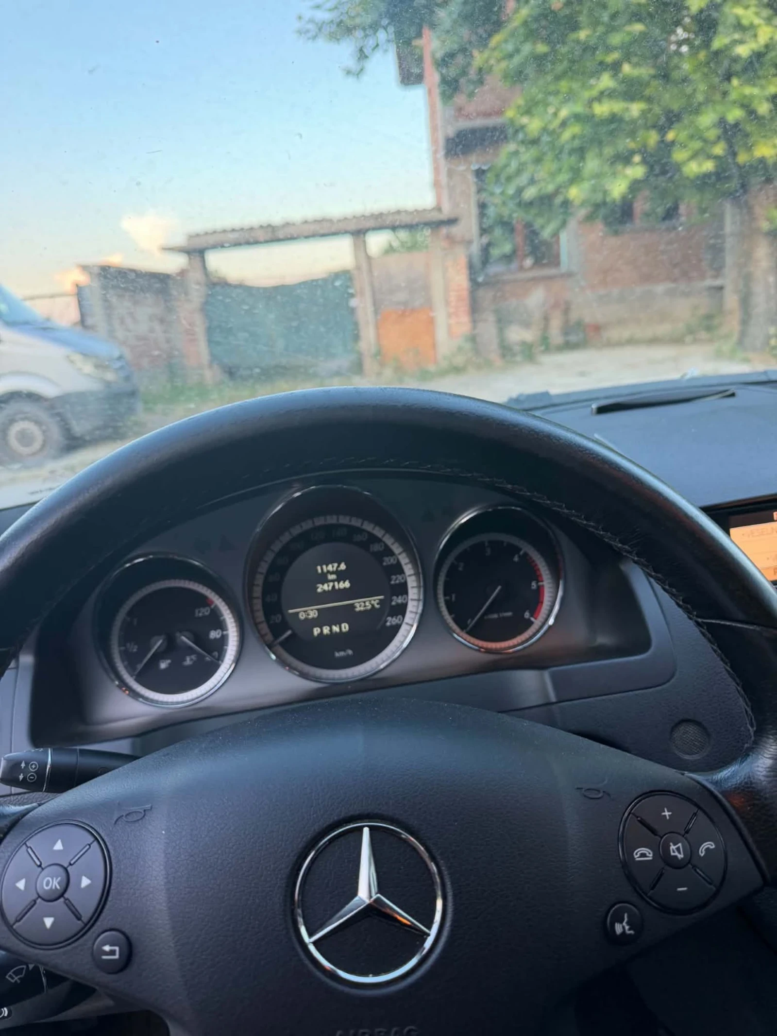 Mercedes-Benz C 220, снимка 7 - Автомобили и джипове - 55289769