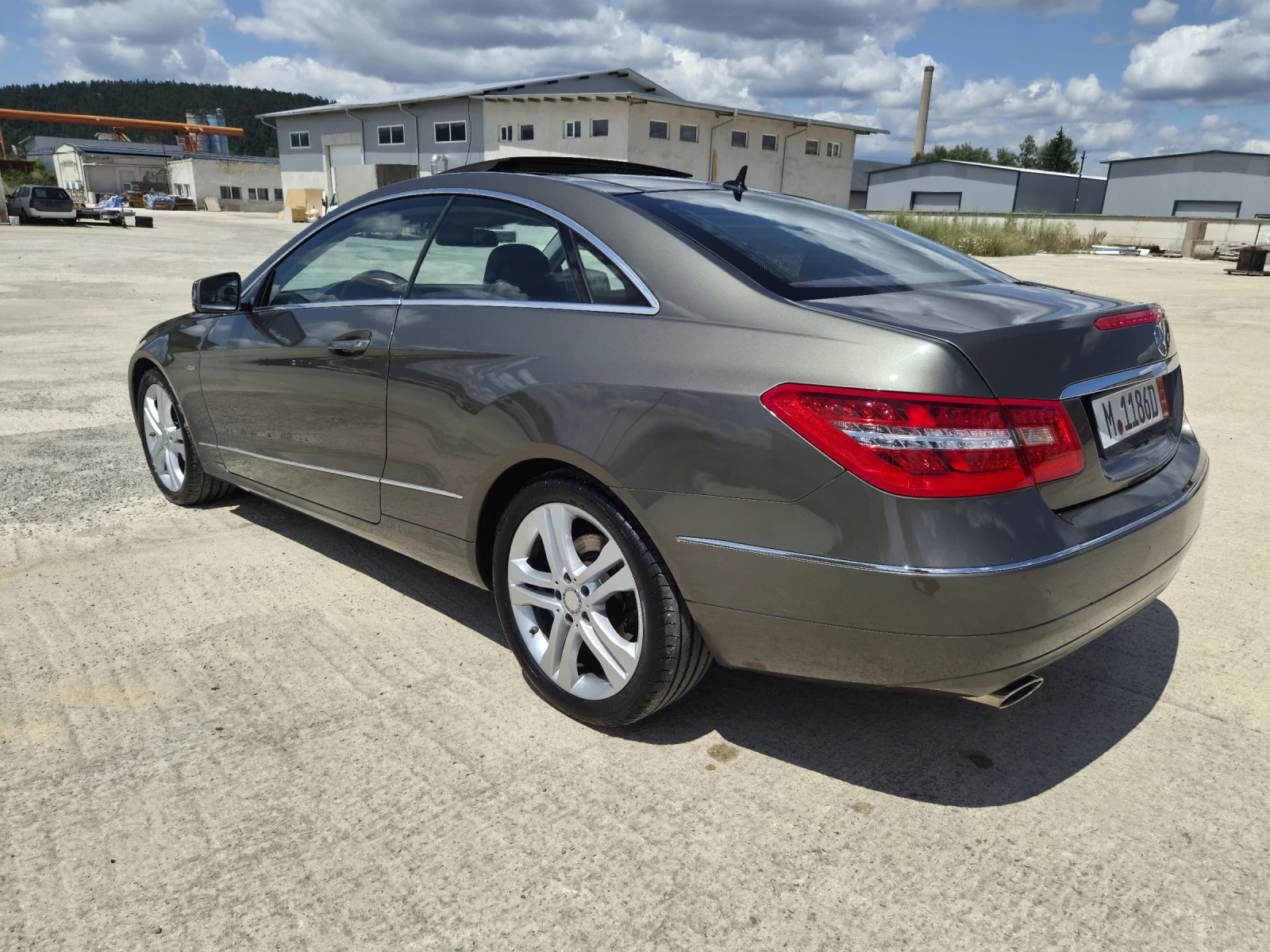 Mercedes-Benz E 250 Blue Efficiency full, navi, ������� ������� | Mobile.bg � ����������� 5