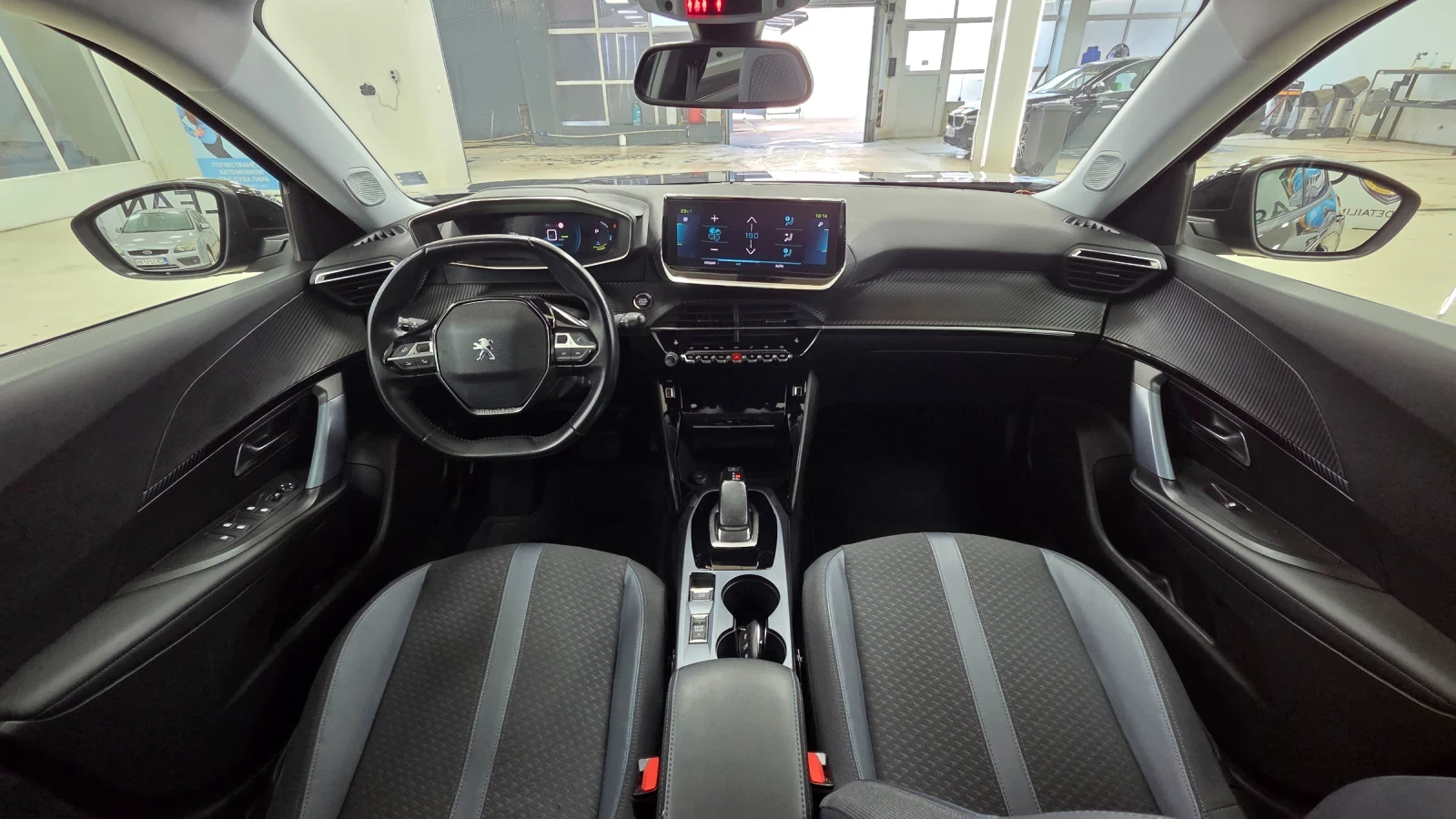 Peugeot 2008 52KWh/Allure/Navi/Kamera, снимка 13 - Автомобили и джипове - 55535516