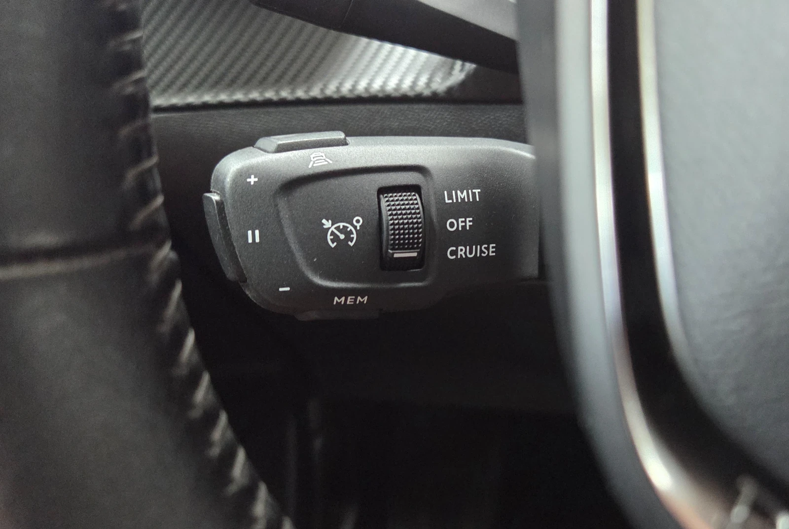 Peugeot 2008 52KWh/Allure/Navi/Kamera, снимка 17 - Автомобили и джипове - 55535516