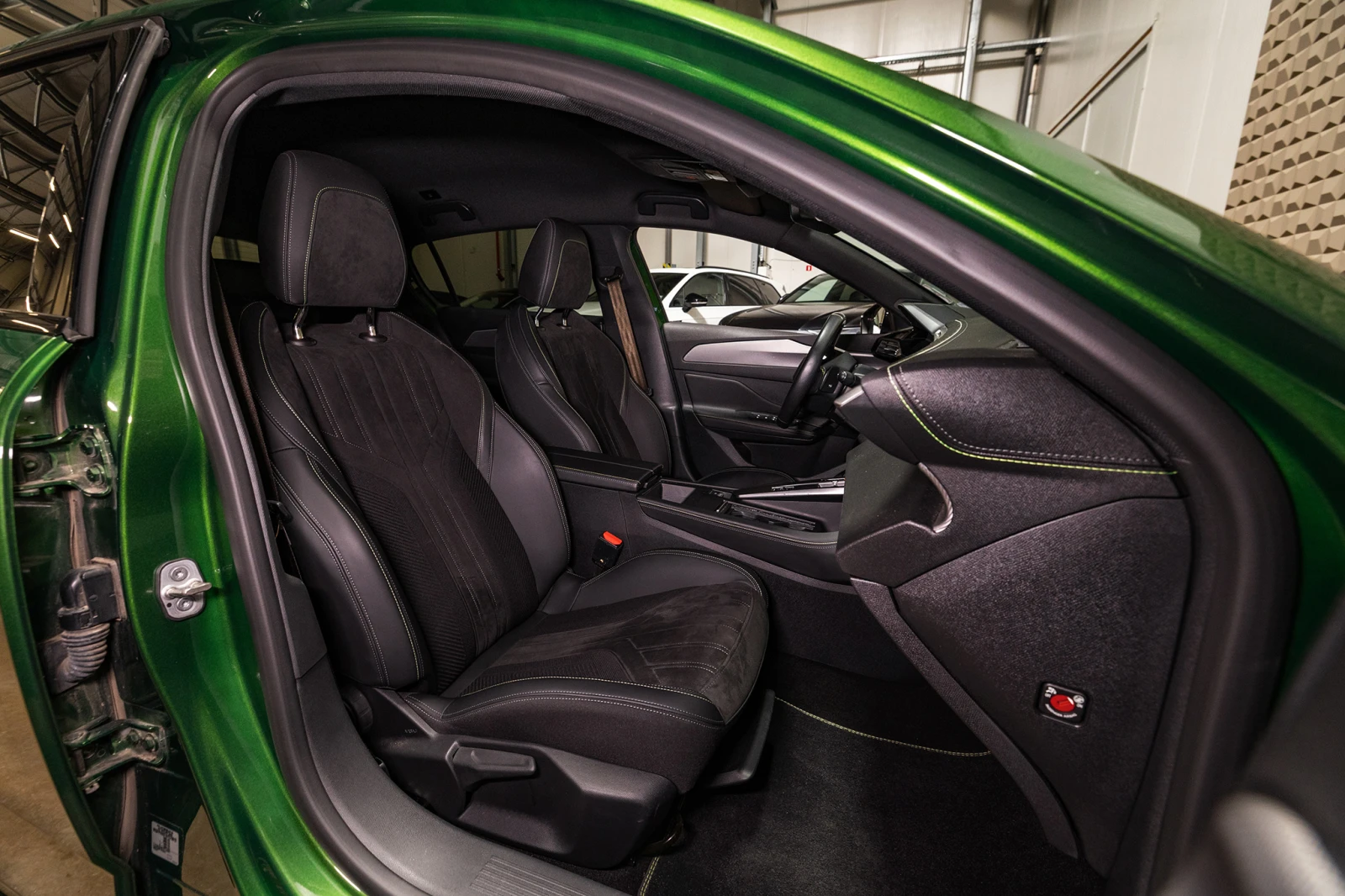 Peugeot 308 Peugeot 308 | 1.2 PureTech | ��������� |  | Mobile.bg � ����������� 10