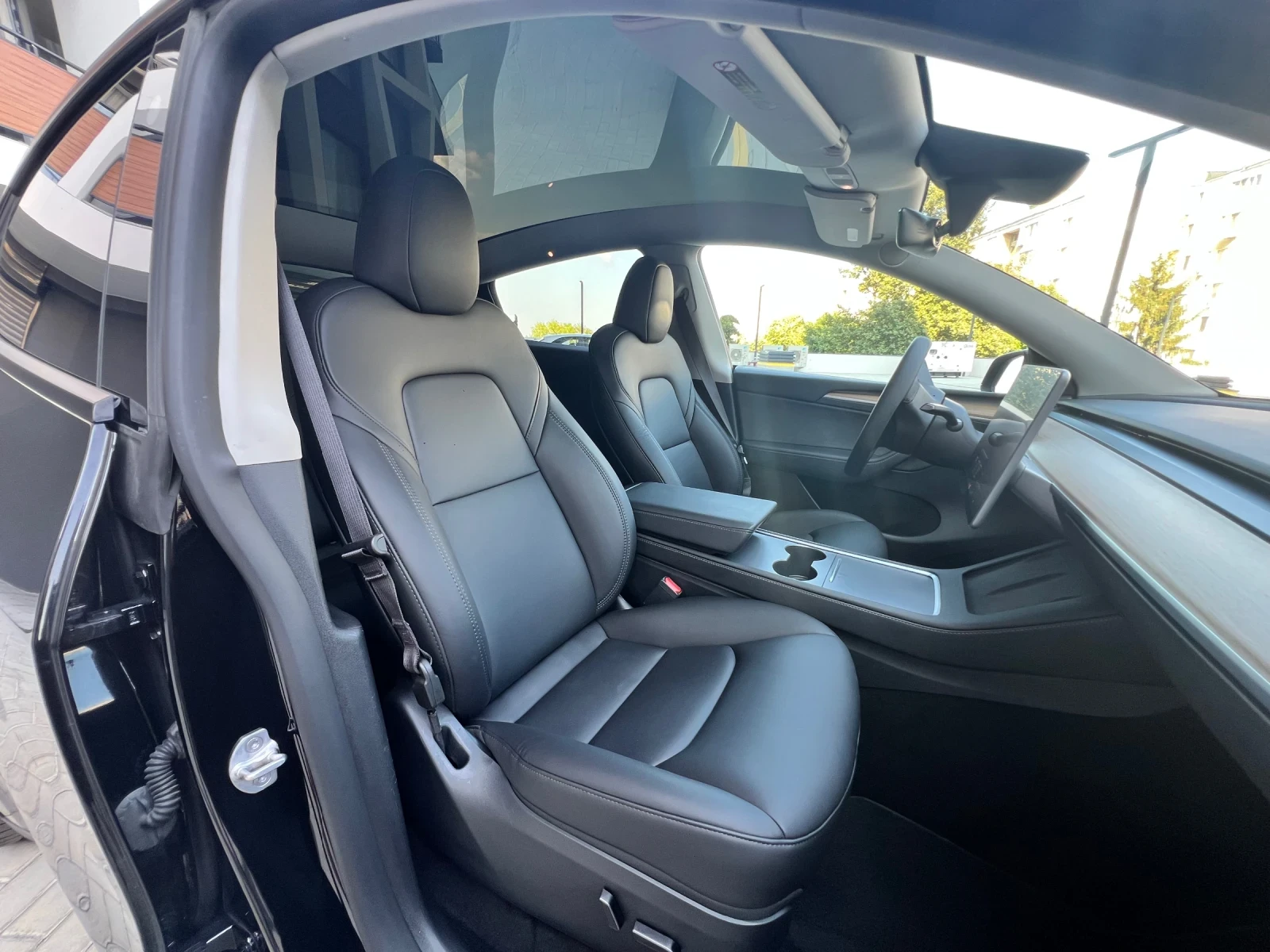 Tesla Model Y Dual Motor* 57 000��* 2023�* ������� | Mobile.bg � ����������� 10