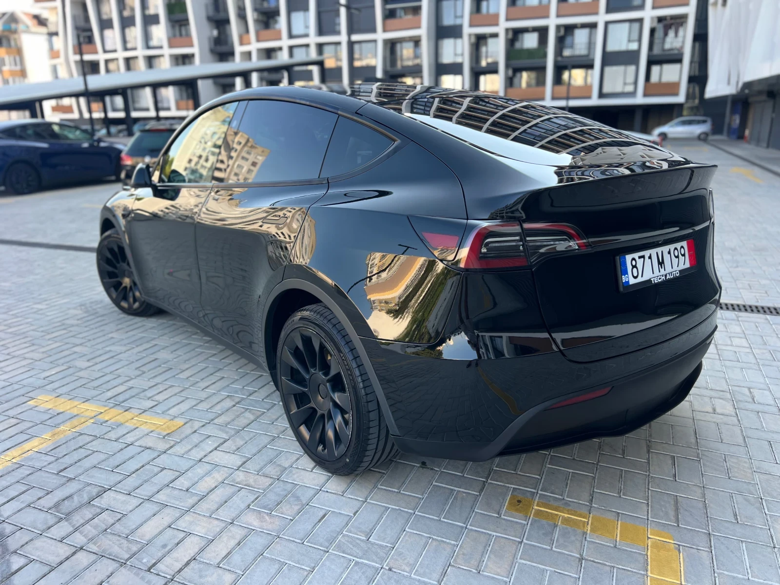Tesla Model Y Dual Motor* 57 000��* 2023�* ������� | Mobile.bg � ����������� 4