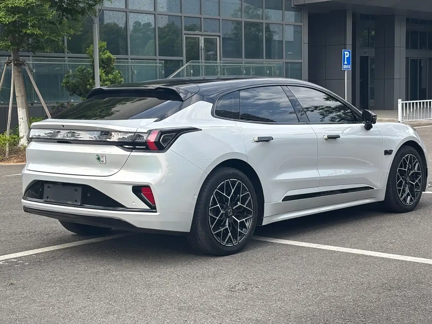 Zeekr 001 WE Edition 100kWh RWD | 360 ������ | ��������� |  | Mobile.bg � ����������� 17