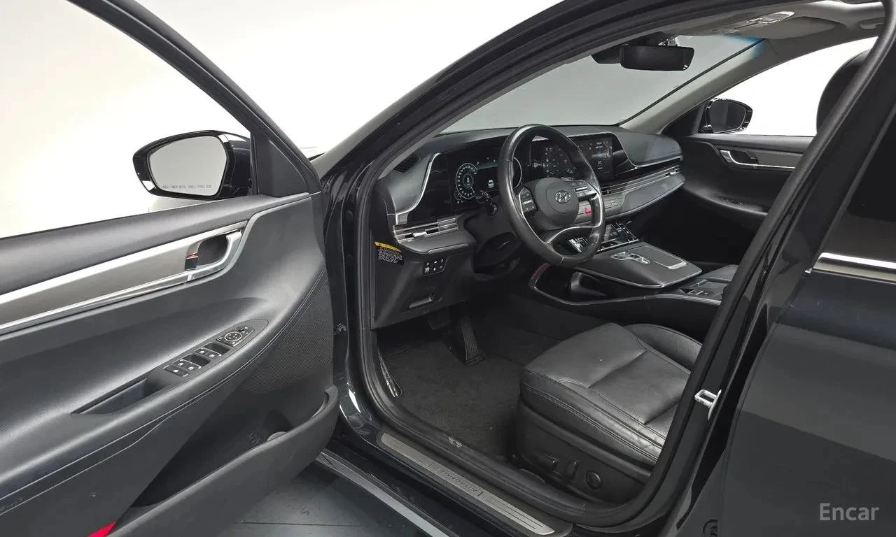 Hyundai Grandeur, снимка 6 - Автомобили и джипове - 56723719