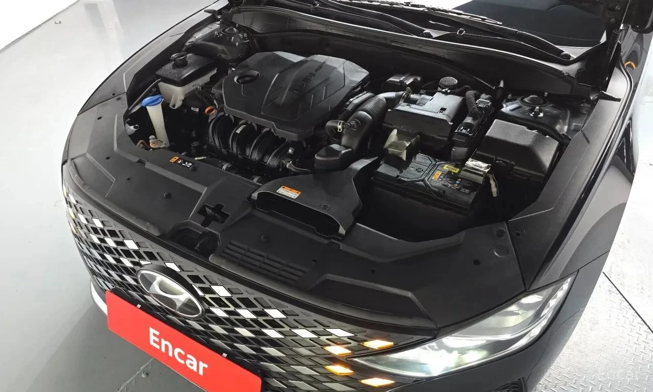 Hyundai Grandeur, снимка 5 - Автомобили и джипове - 56723719