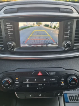 Kia Sorento 2.2CRDI Панорама.7места, снимка 10
