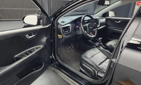 Kia Stonic Diesel 1.6 Prestige * НАЙ-ДОБРА ЦЕНА В БЪЛГАРИЯ* , снимка 10