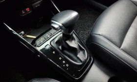Kia Stonic Diesel 1.6 Prestige * НАЙ-ДОБРА ЦЕНА В БЪЛГАРИЯ* , снимка 9