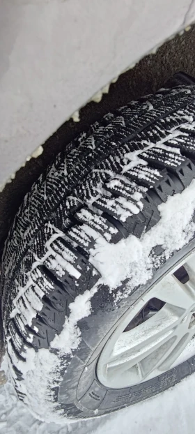 Volvo Xc90 2.5t LPG - 6200 € / 12126.15 лв. - 55188313 3