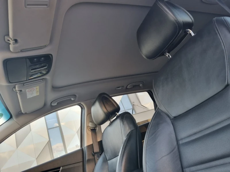 Kia Sorento 2.2CRDI Панорама.7места, снимка 13 - Автомобили и джипове - 51856834
