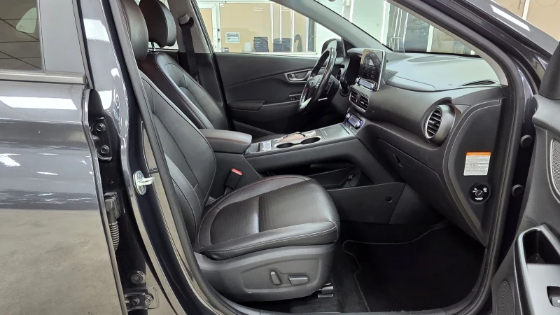 Hyundai Kona 64KWh/Premium/12.2020/SOH100/BlueLink, снимка 11 - Автомобили и джипове - 52930848