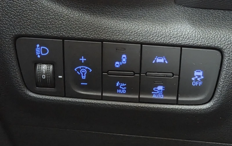 Hyundai Kona 64KWh/Premium/12.2020/SOH100/BlueLink, снимка 15 - Автомобили и джипове - 52930848