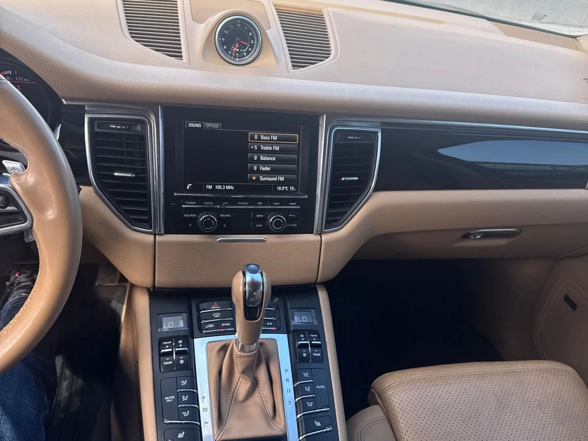 Porsche Macan S 3.0 ПЕРФЕКТЕН ЗАПАЗЕН - изображение 8
