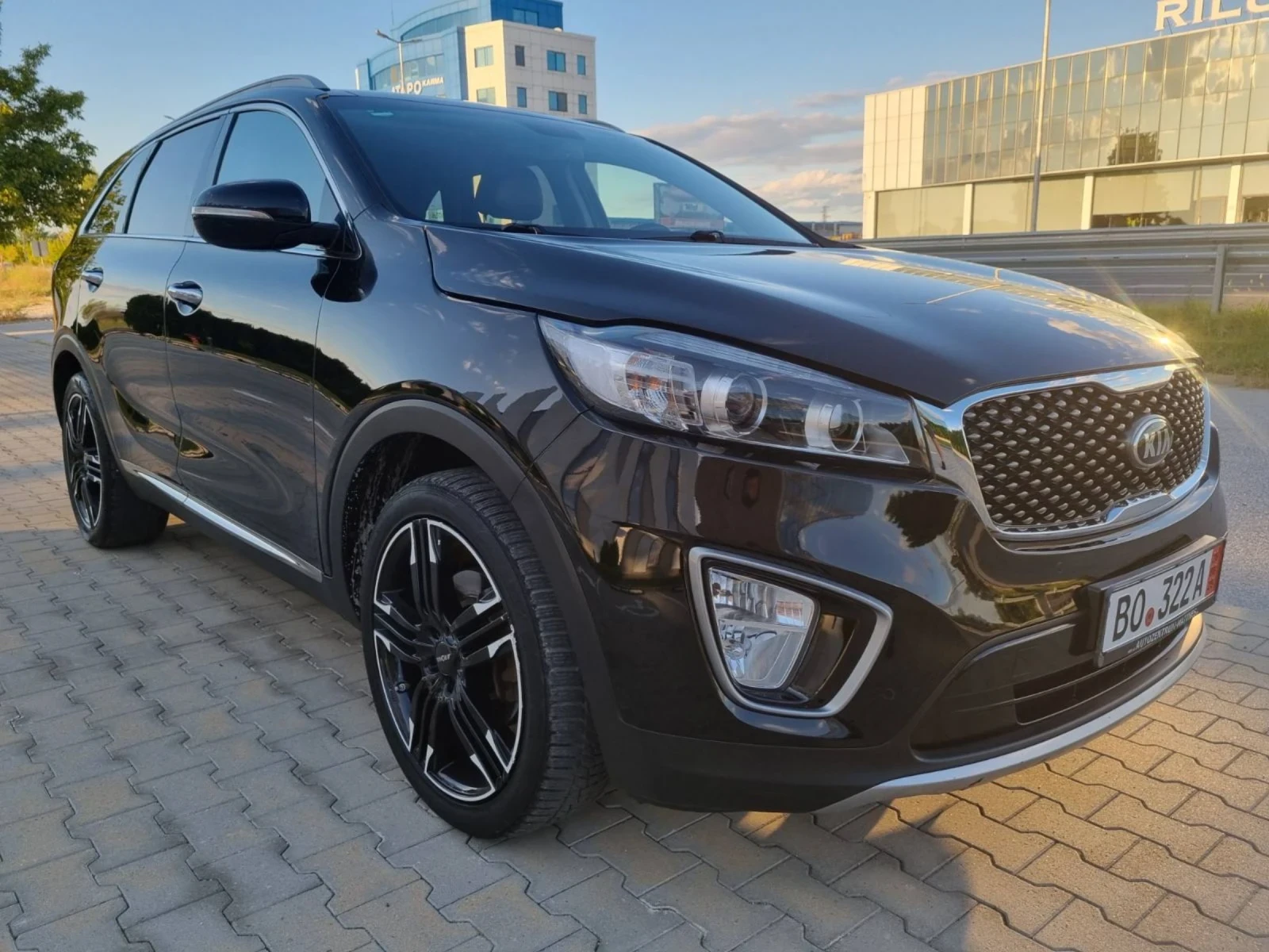 Kia Sorento 2.2CRDI Панорама.7места - изображение 3