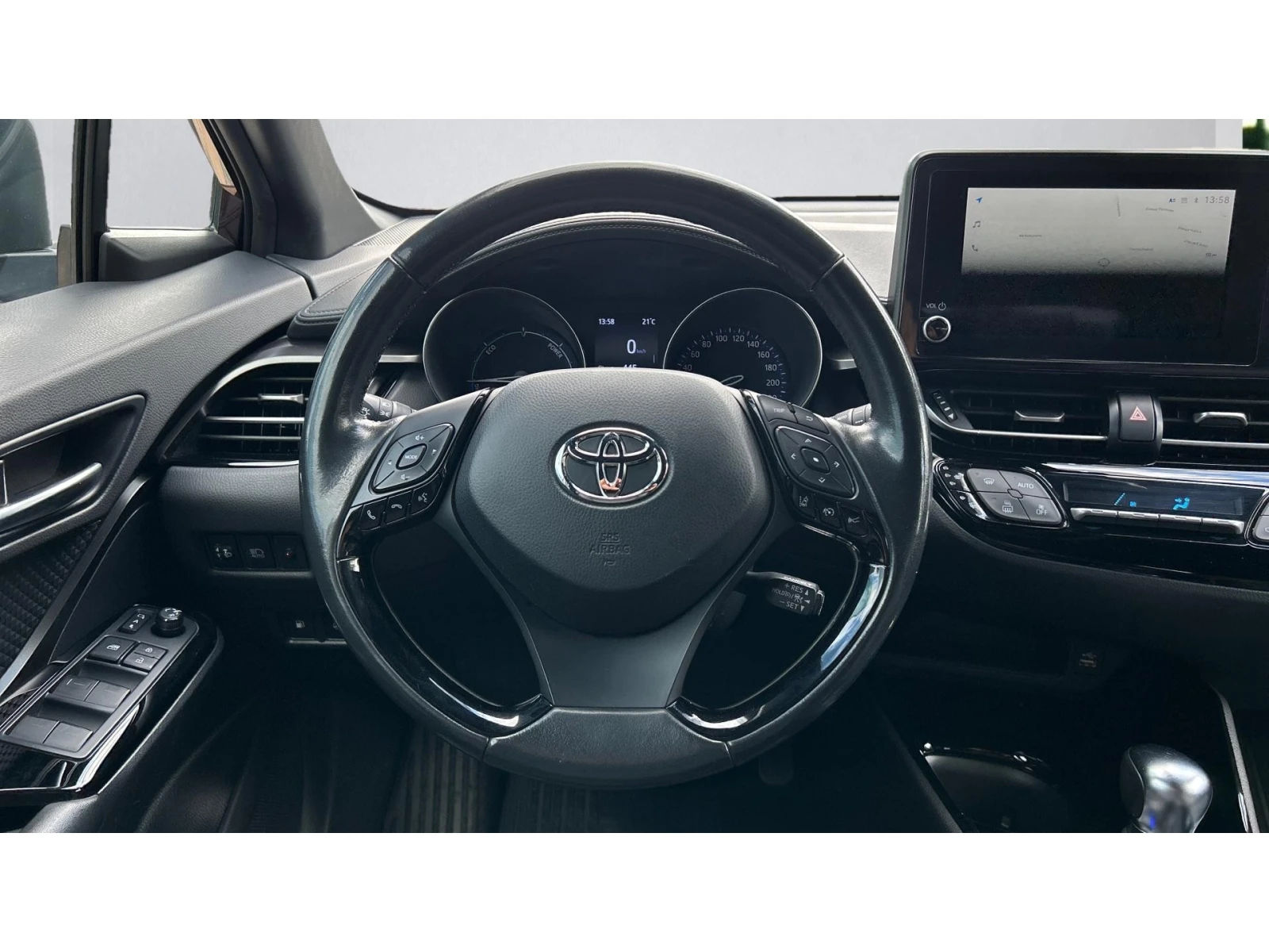 Toyota C-HR Месечна вноска от 470 лв. - изображение 9