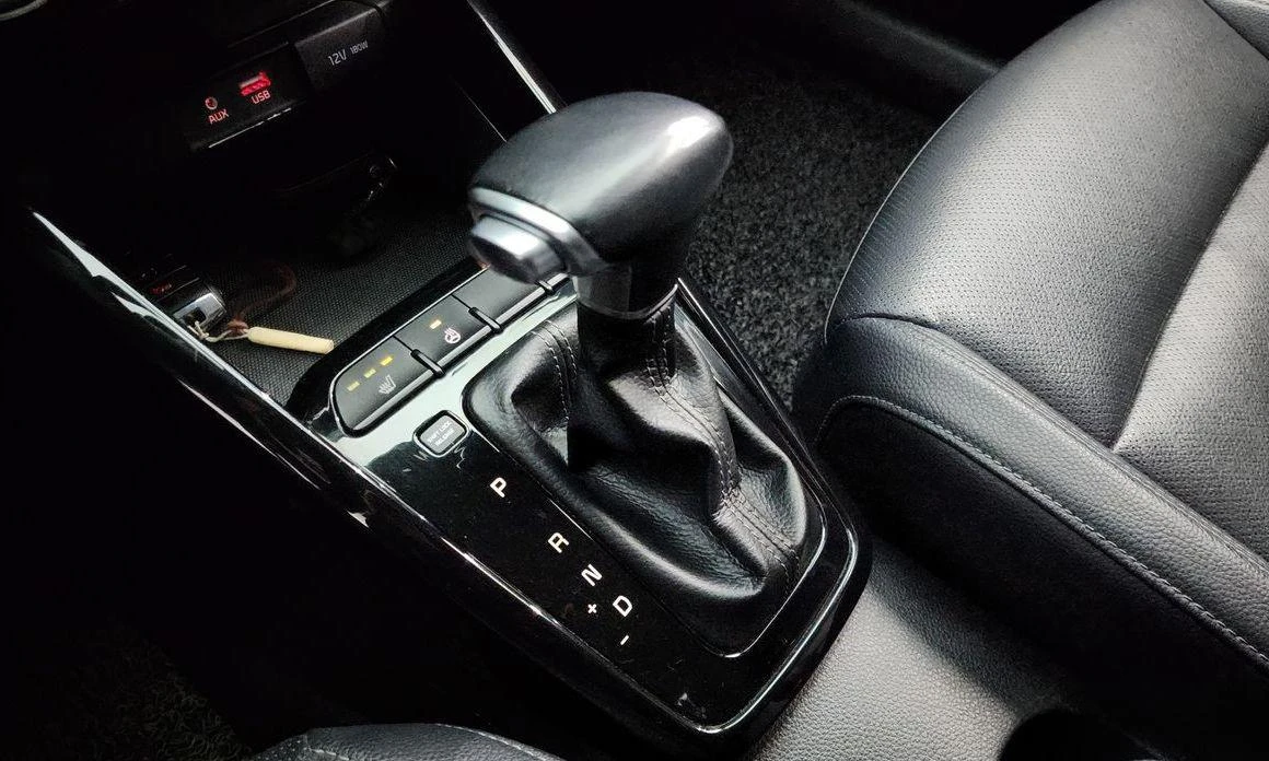 Kia Stonic Diesel 1.6 Prestige * -   *  | Mobile.bg   9