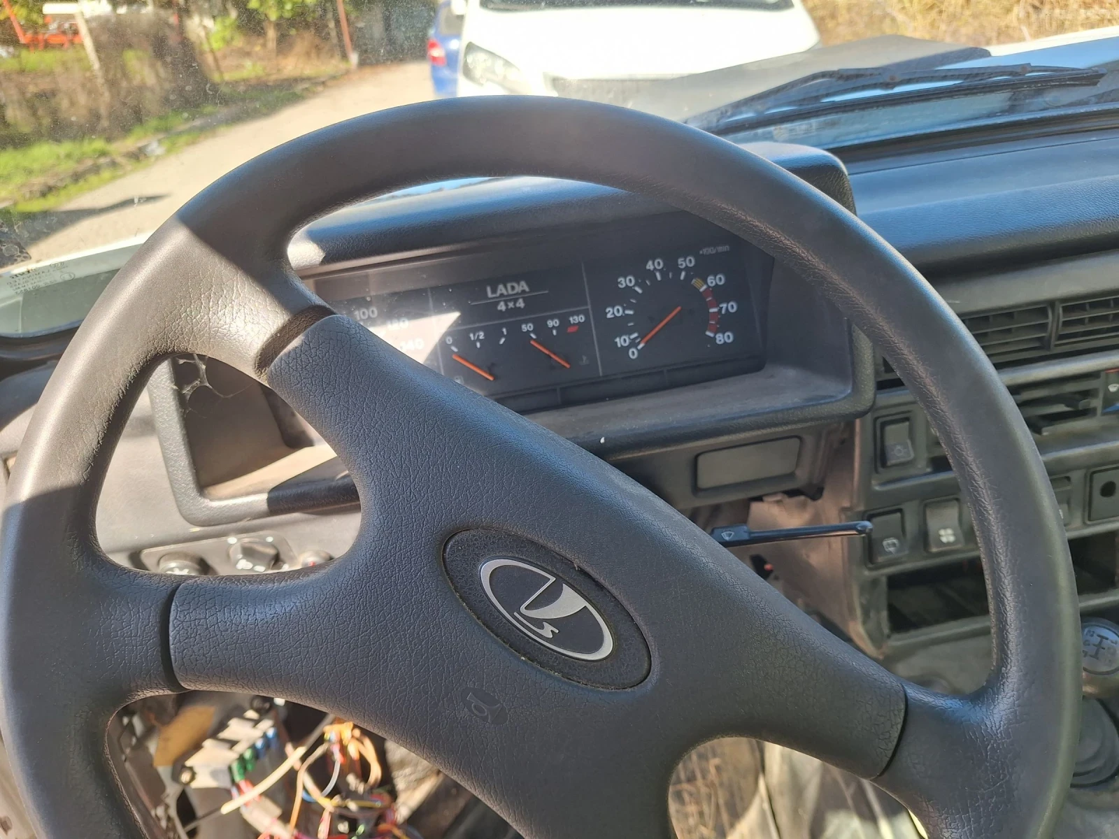 Lada Niva 1.7 83hp | Mobile.bg   4