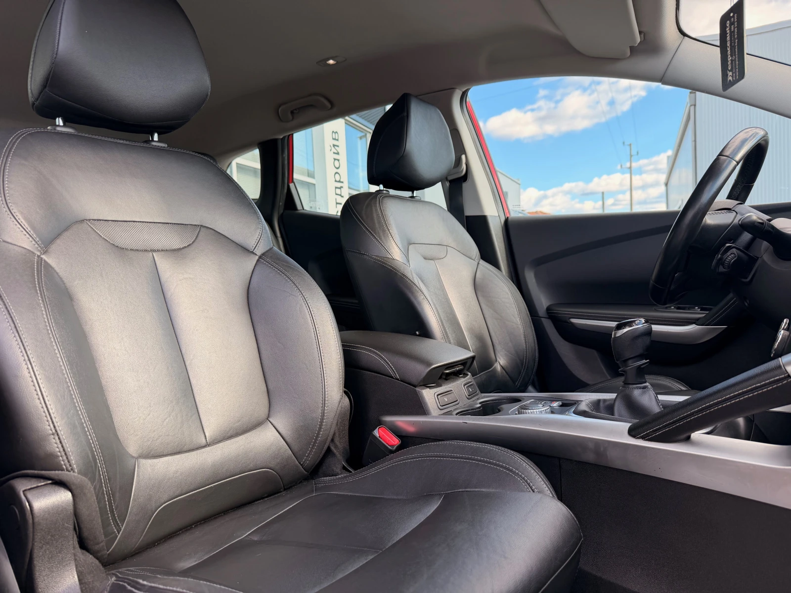 Renault Kadjar 1.6 dCI/ 130 к.с. / 4х4, снимка 12 - Автомобили и джипове - 53623381