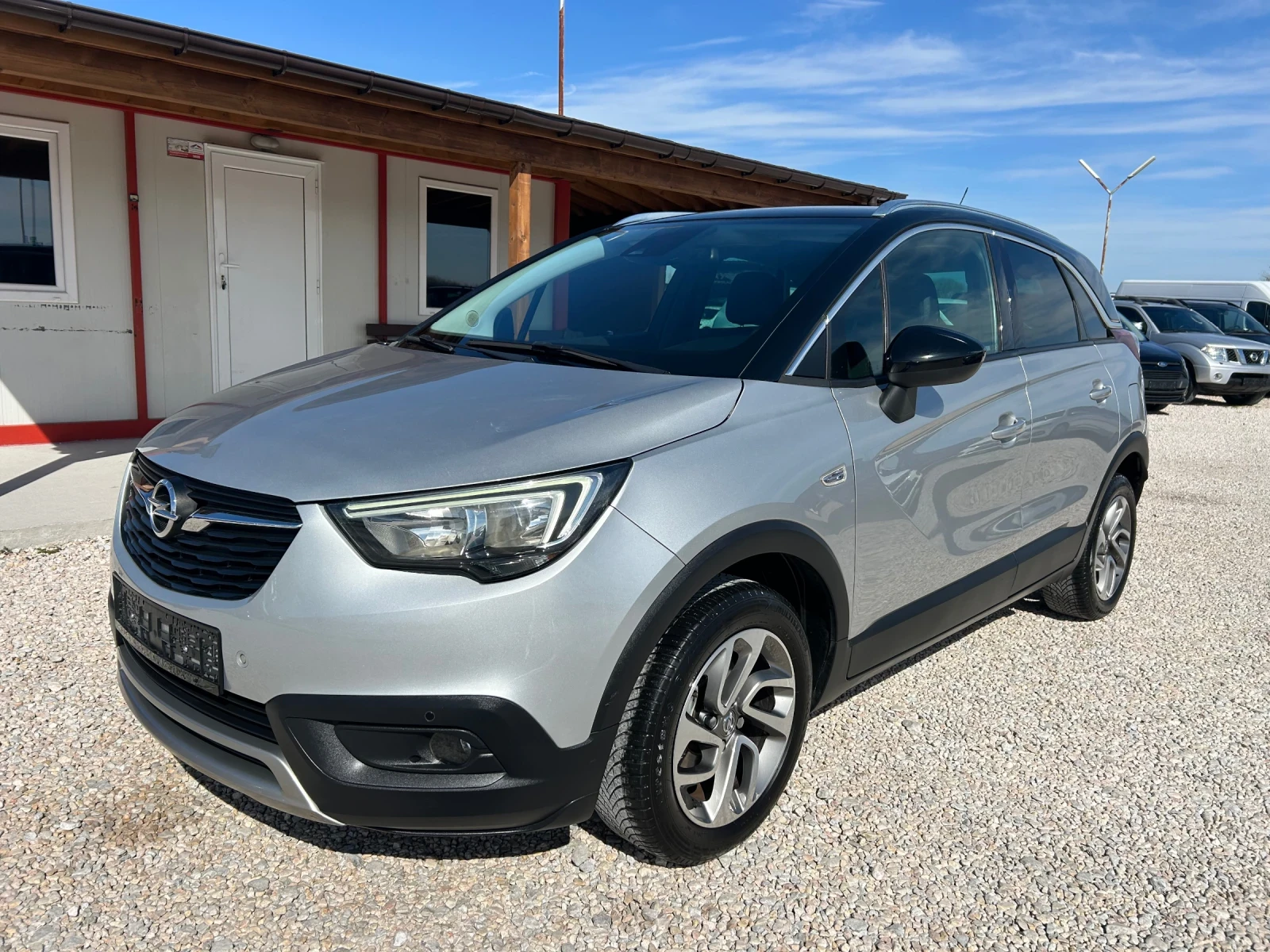 Opel Crossland X * 1.2i* 82к.с* ГАЗ* NAVI* 360Cam* 