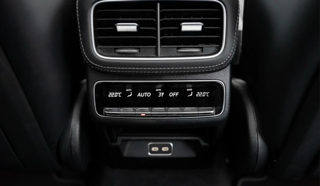 Mercedes-Benz GLE 63 S AMG 4Matic+ , снимка 10 - Автомобили и джипове - 54049862