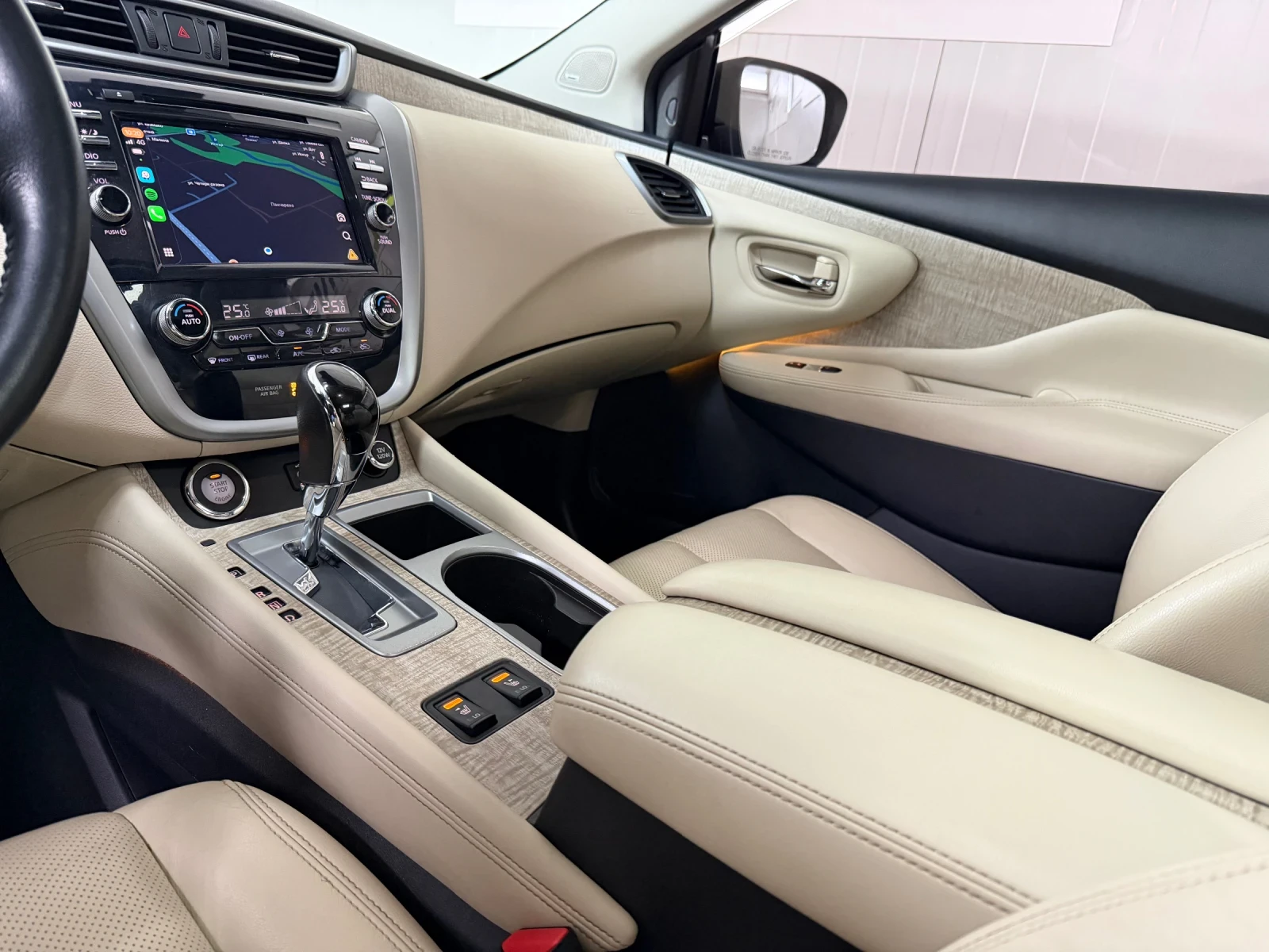 Nissan Murano AWD, снимка 10 - Автомобили и джипове - 54080126