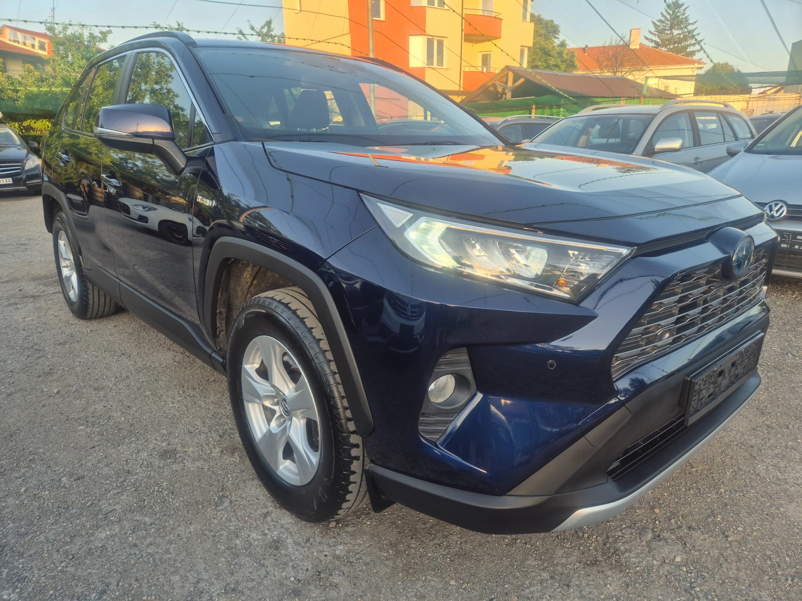 Toyota Rav4 2.5Hybrid/4×4, снимка 2 - Автомобили и джипове - 55081369