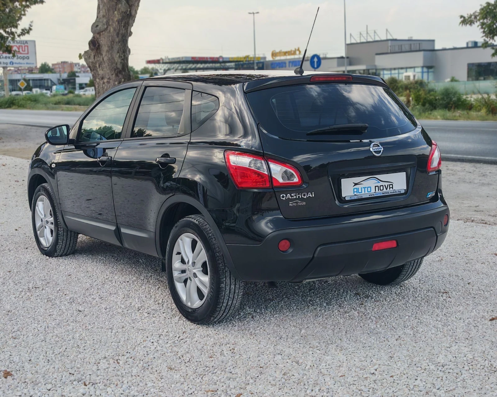 Nissan Qashqai 1.5 ДИЗЕЛ 110 К.С.89 000 КМ! БЕЗ АНАЛОГ!, снимка 7 - Автомобили и джипове - 55804593