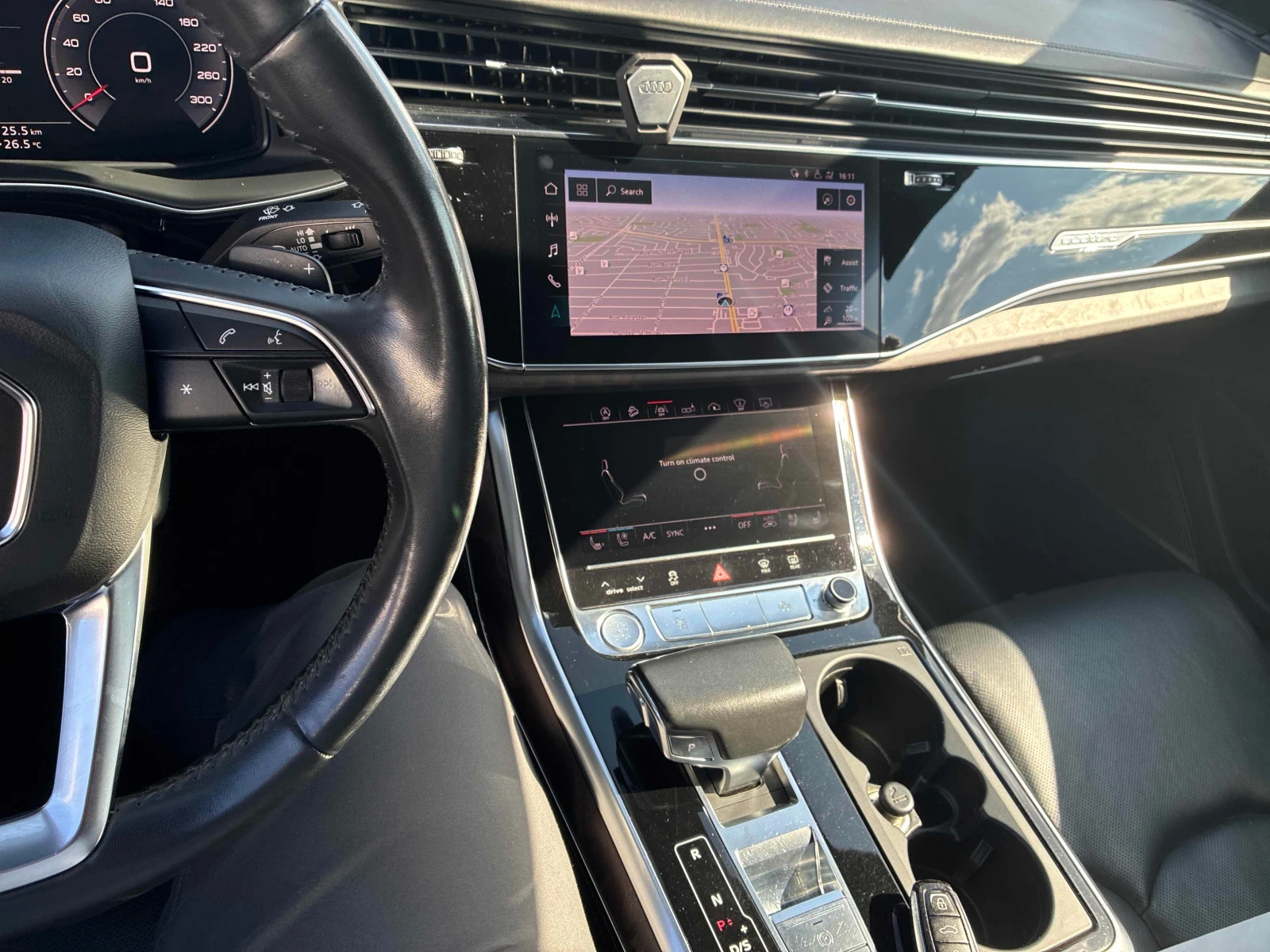 Audi Q8 * Technik * CARFAX * ЦЕНА ДО БГ, снимка 8 - Автомобили и джипове - 55823033
