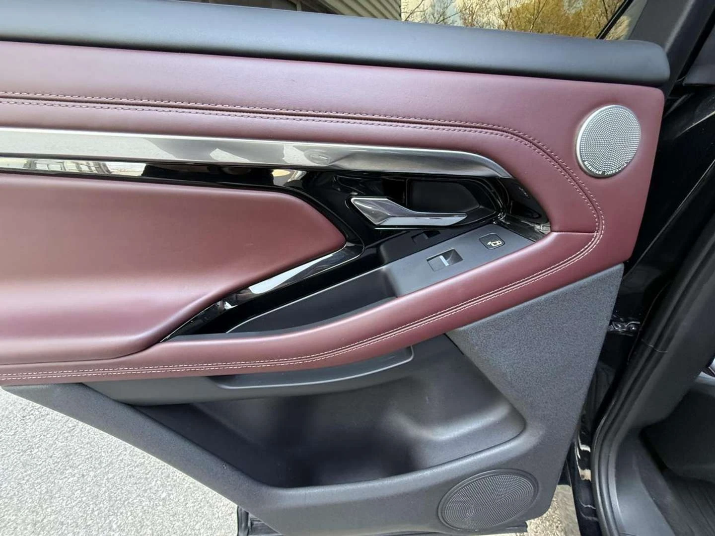 Land Rover Range Rover Evoque, снимка 15 - Автомобили и джипове - 56021352