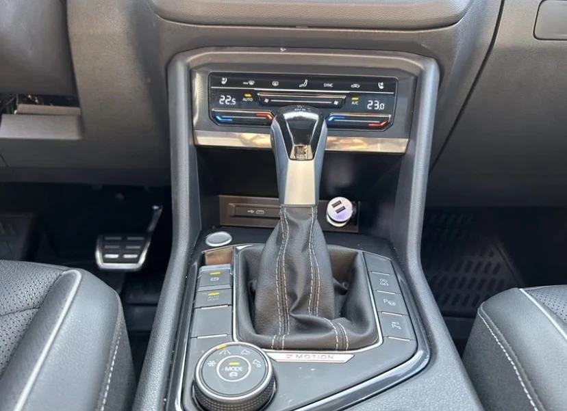 VW Tiguan 190k.c.Allspace R Line, снимка 10 - Автомобили и джипове - 56222591
