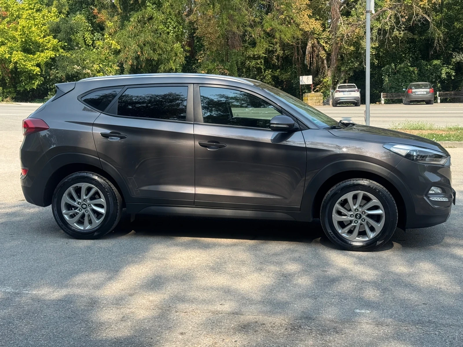 Hyundai Tucson, снимка 5 - Автомобили и джипове - 56247089
