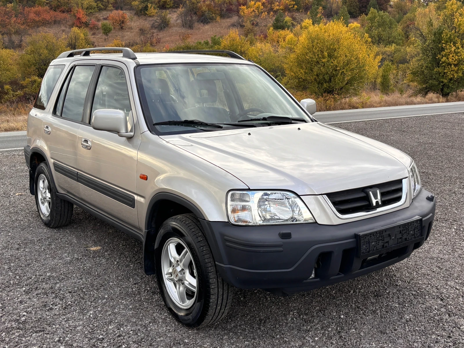 Honda Cr-v 2.0 i. 4x4, снимка 2 - Автомобили и джипове - 56432508